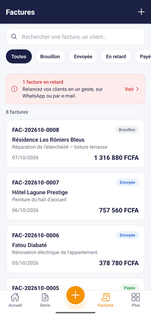 Liste des factures avec un rappel de la facture en retard à relancer sur WhatsApp ou par e-mail